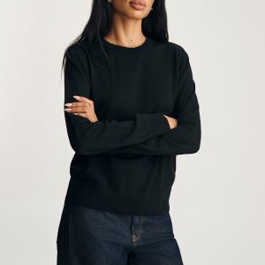 EDITION MERINO WOOL CREW NECK SWEATER IN BLACK