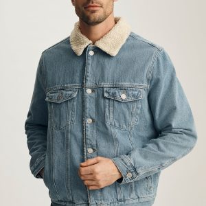 ZANDER SHERPA TRUCKER JACKET IN SKY BLUE SHERPA DENIM